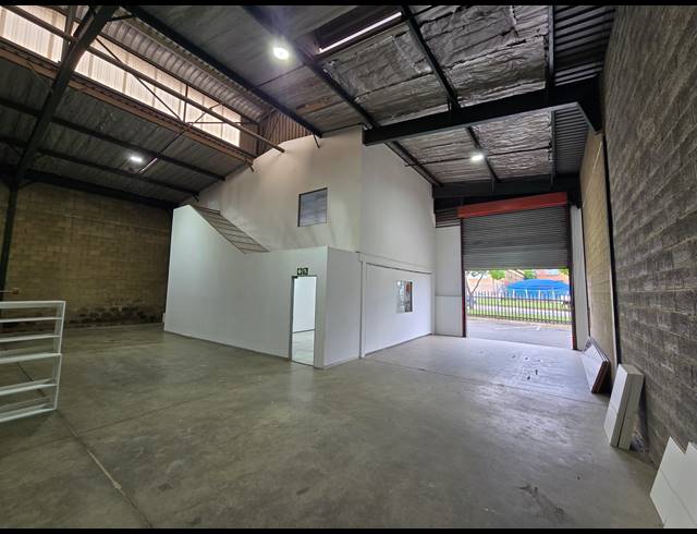 420M² WAREHOUSE TO LET IN MEADOWDALE